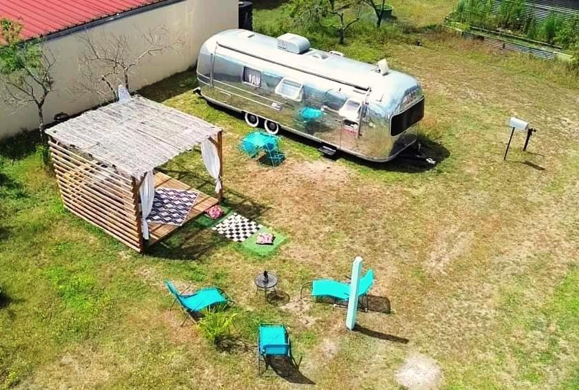 Vintage Camp Hotel Chabris Kültér fotó