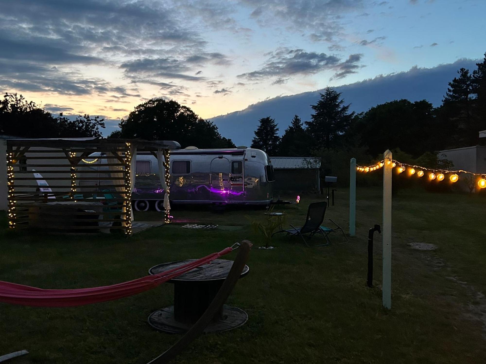 Vintage Camp Hotel Chabris Kültér fotó